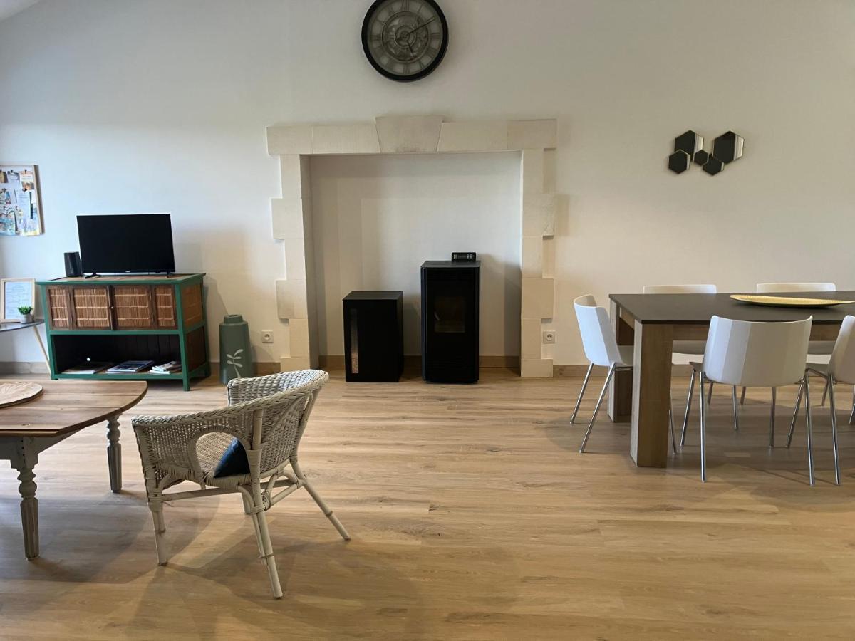 Le Chai Des Annereaux Hébergement de vacances Saint-Sulpice-de-Cognac